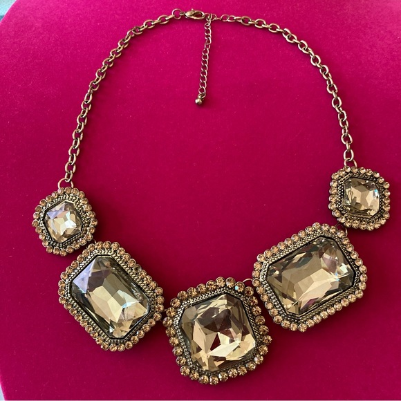 Statement Necklaces | Gold Tone Light Brown Stones| Size Long 17.50" Adjustable - Picture 5 of 8
